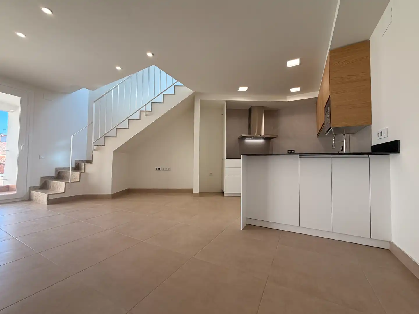 Cocina de Dúplex en venta en Terrassa con Aire acondicionado, Calefacción y Terraza