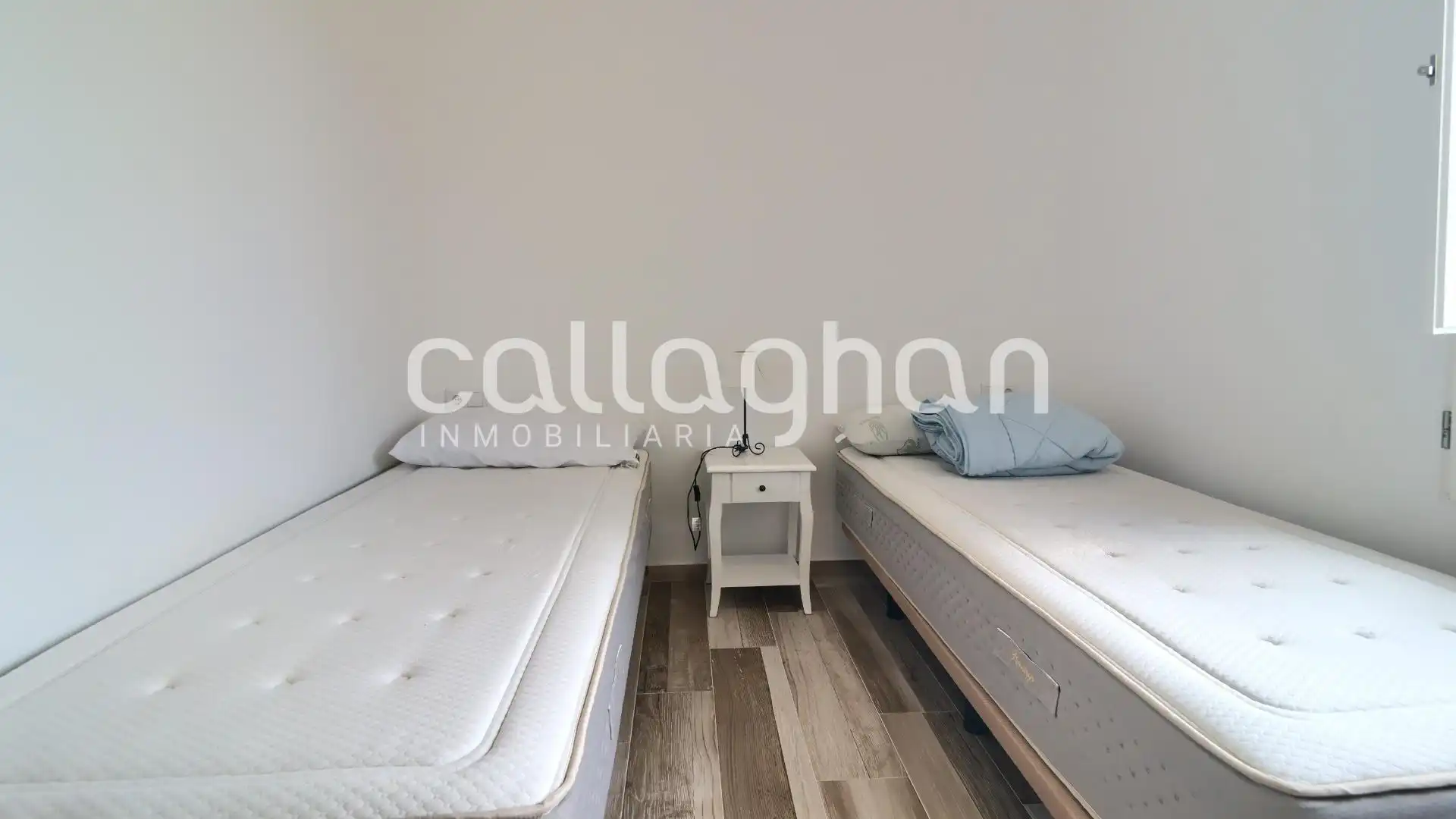 Habitación de Casa o chalet en venta en Alzira con Calefacción, Jardín privado y Terraza