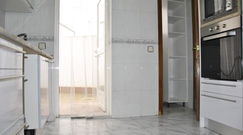 Foto 5 de Casa adosada en venda a Calle la Garza, Los Pinos - El Pilar, Plasencia