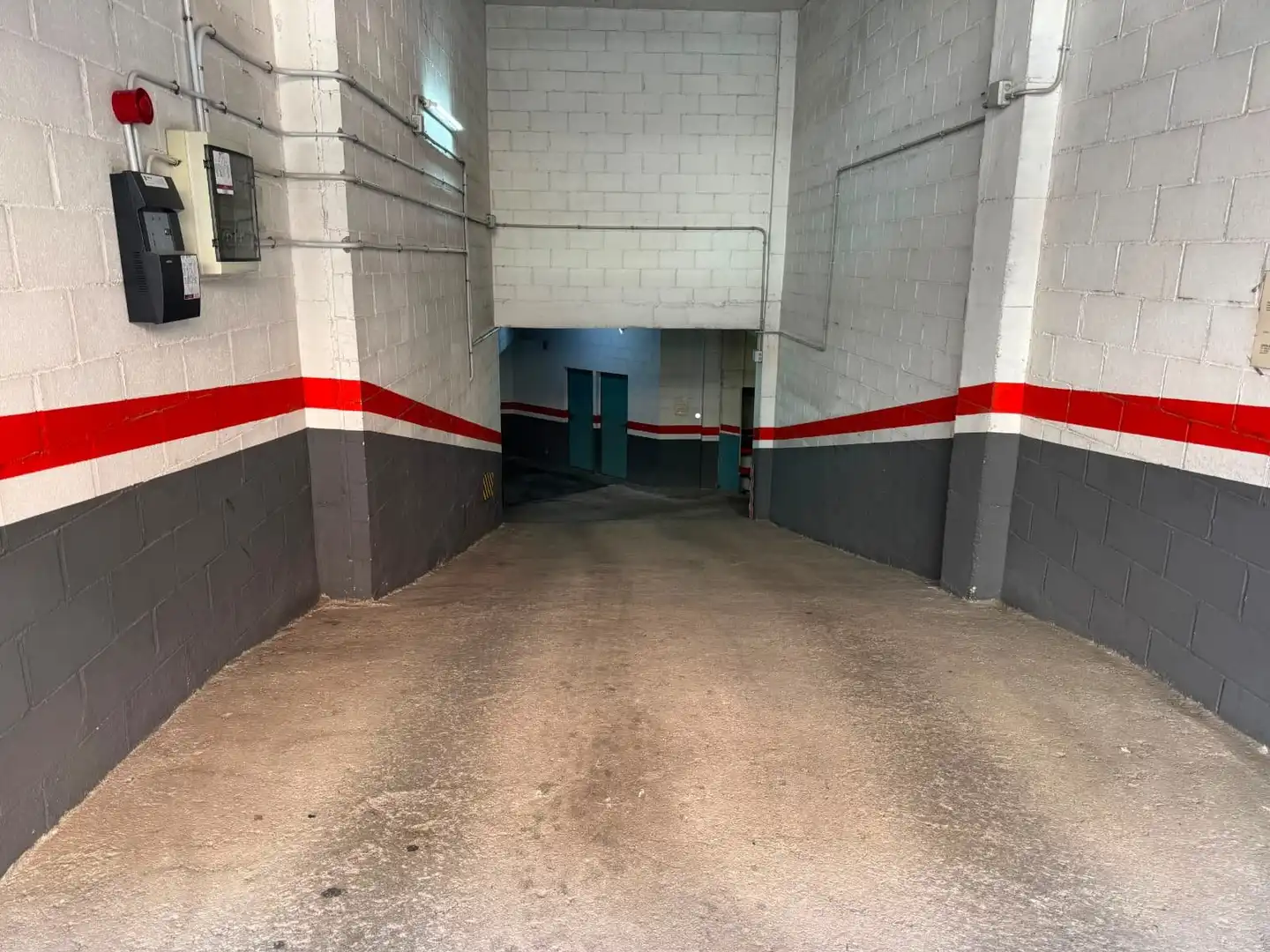Parking de Piso en venta en Molins de Rei con Aire acondicionado, Calefacción y Parquet