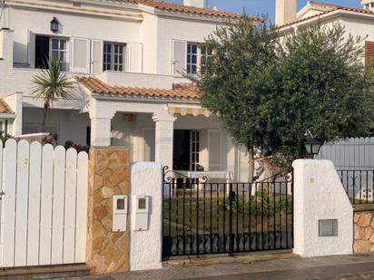 Exterior view of Single-family semi-detached for sale in Roda de Berà  with Air Conditioner, Heating and Private garden