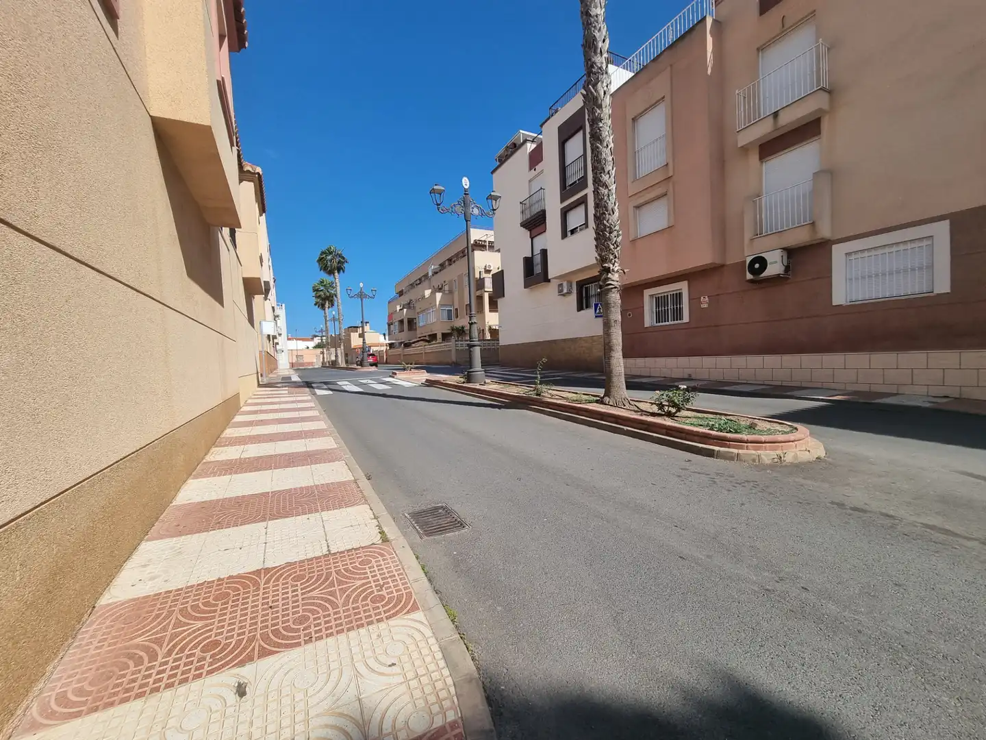Exterior view of Detached homes for sale in Roquetas de Mar  with Air Conditioner, Heating and Terrace