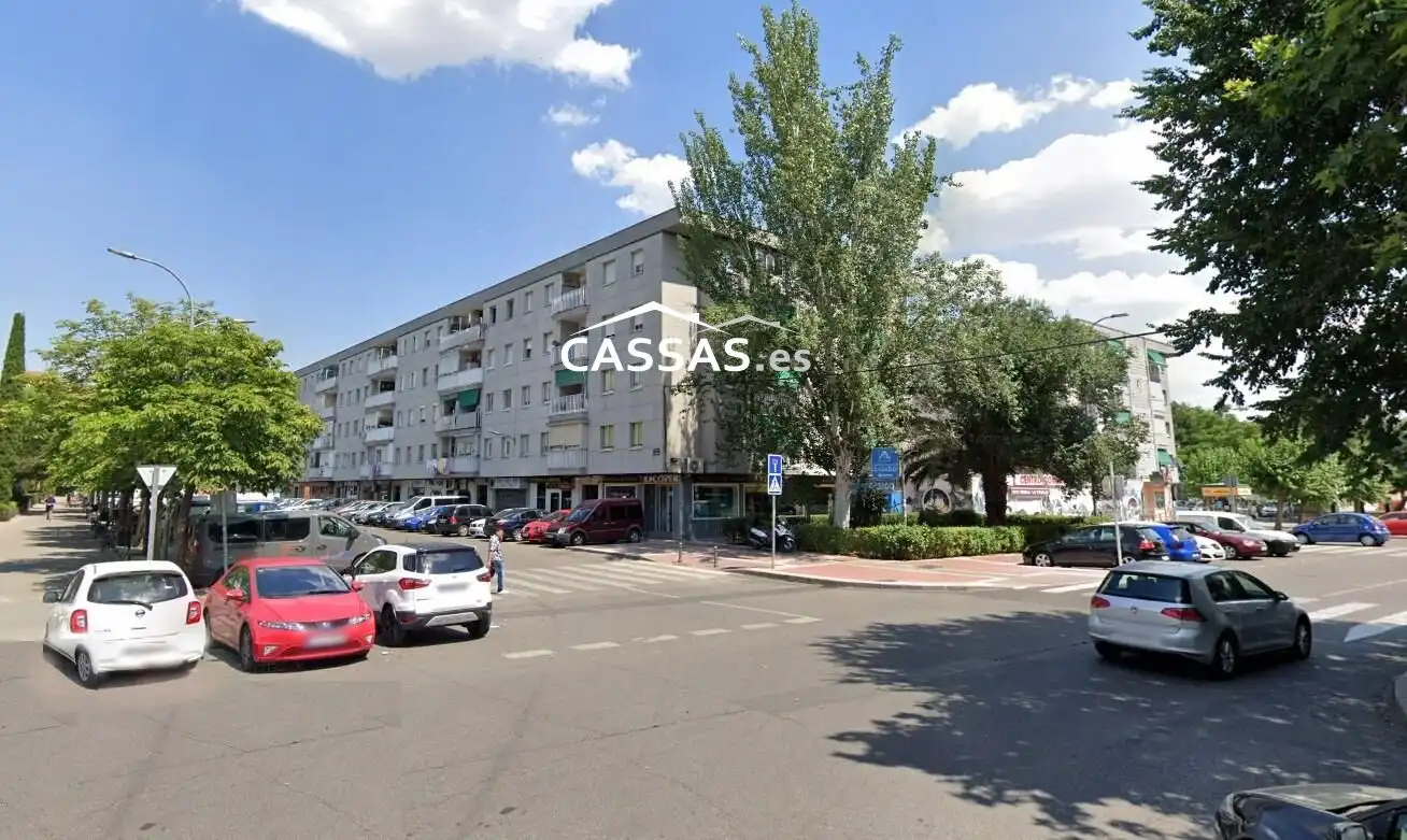 Vista exterior de Pis en venda en Torrejón de Ardoz amb Calefacció