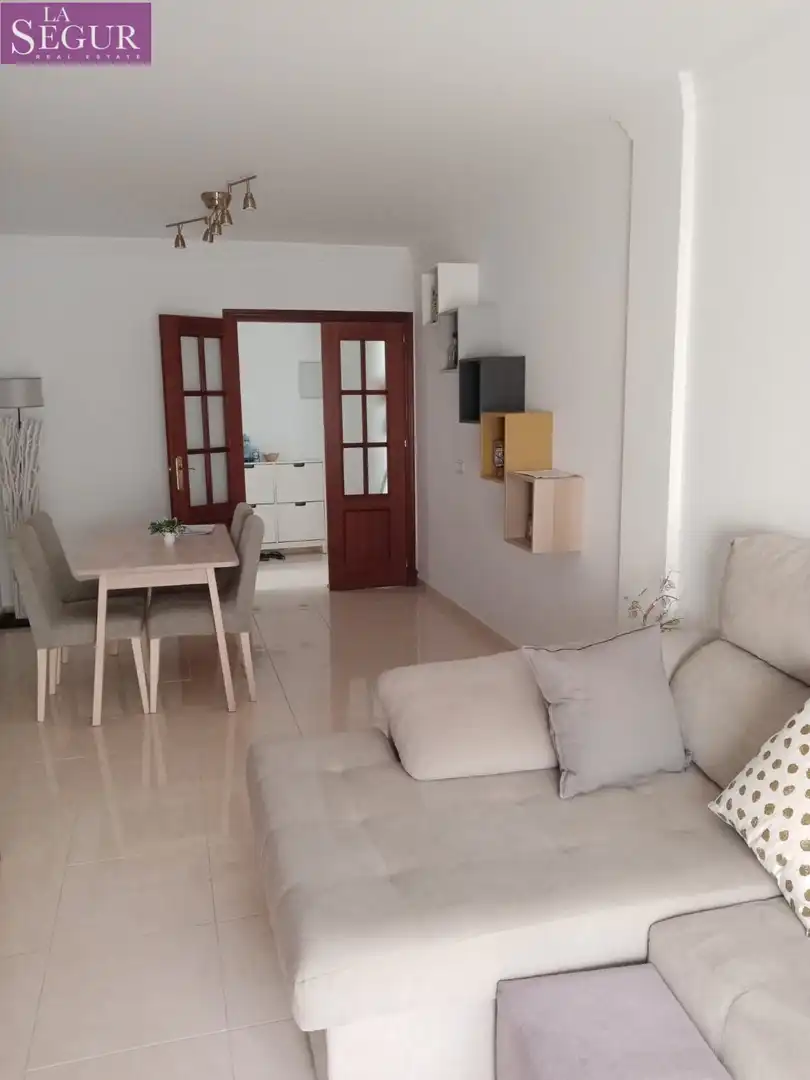 Sala de estar de Apartamento en venta en Medina Sidonia con Terraza y Balcón