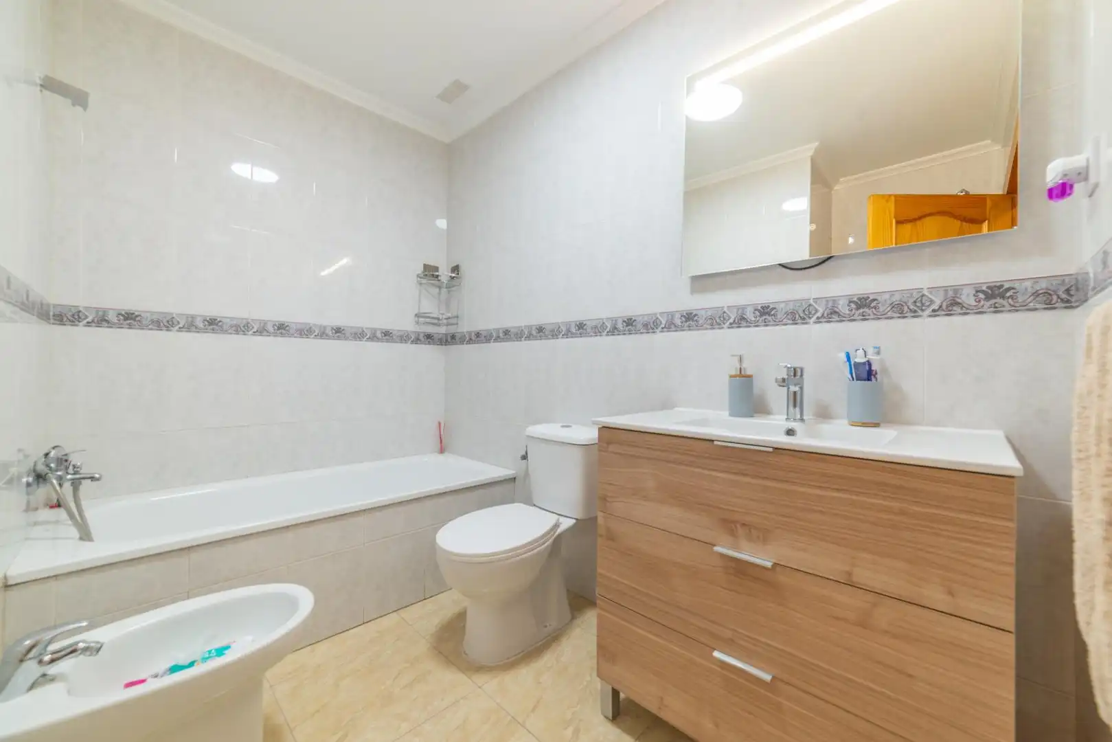 Baño de Casa adosada en venta en San Pedro del Pinatar con Aire acondicionado, Terraza y Trastero