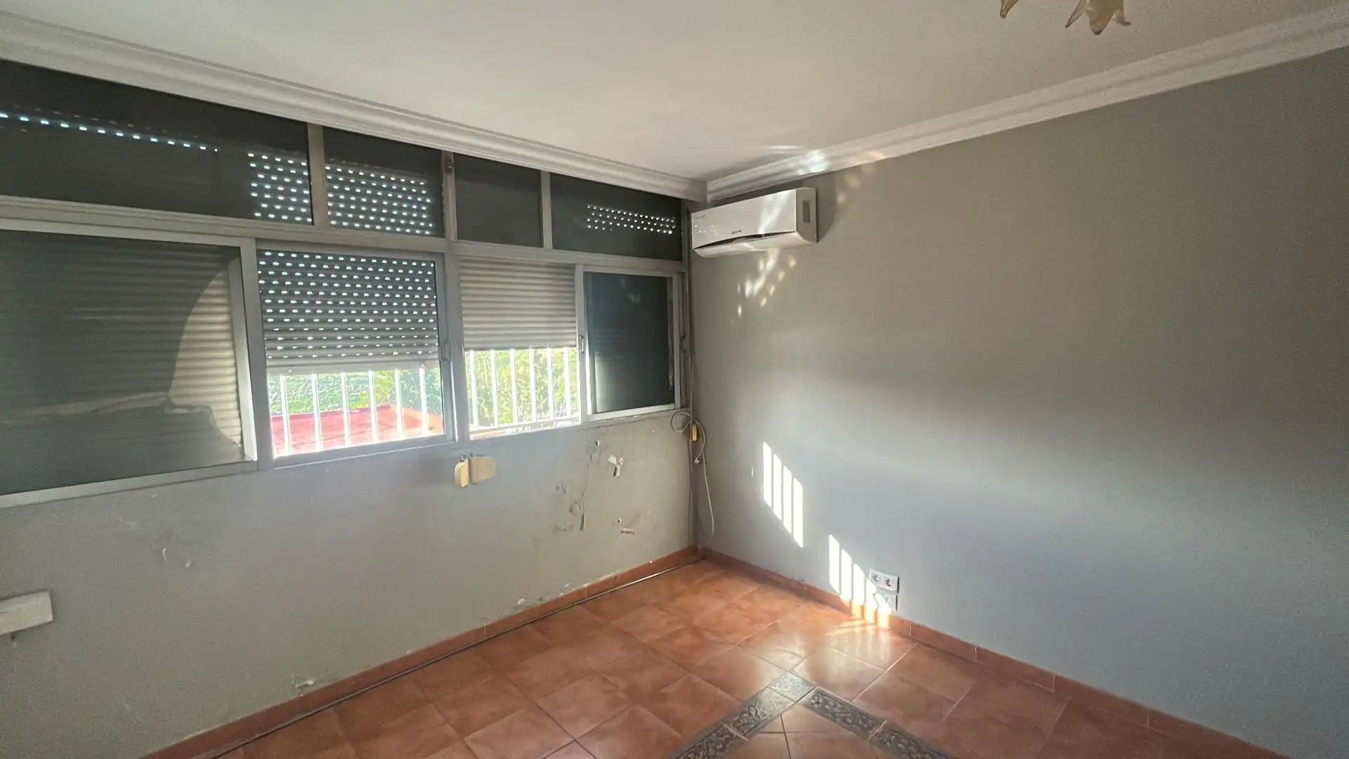 Bedroom of Flat for sale in Algeciras  with Private garden and Balcony