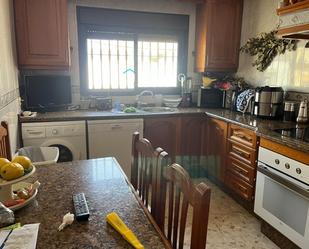 Kitchen of Single-family semi-detached for sale in Chiclana de la Frontera
