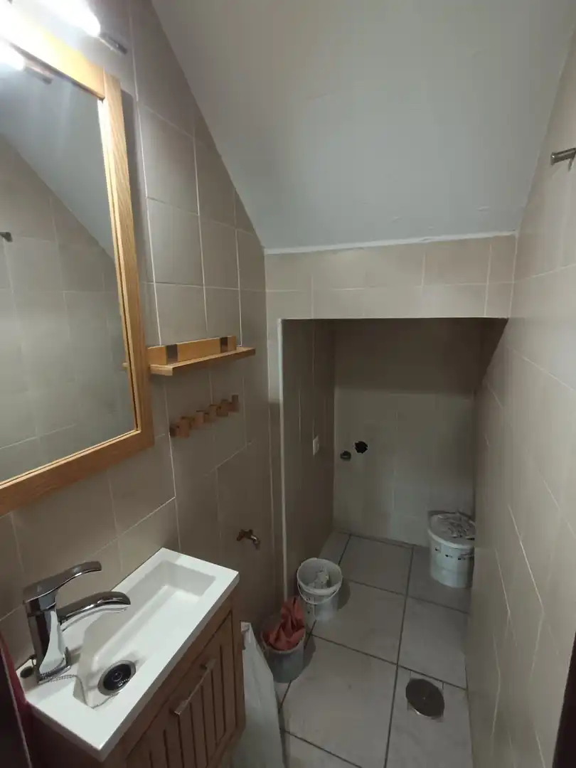 Baño de Casa adosada de alquiler en Valverde del Camino