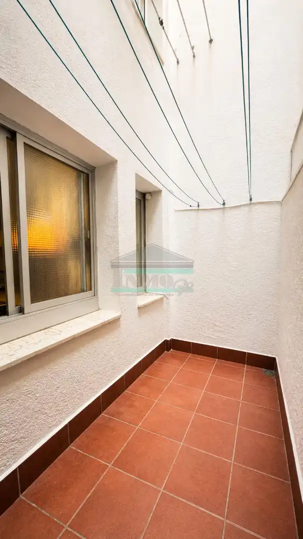 Balcony of Flat for rent in Granada  with Air Conditioner, Furnished and Oven