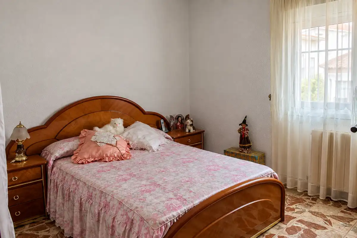 Casa aparellada en venda a Calle del Olivar, imagen 5