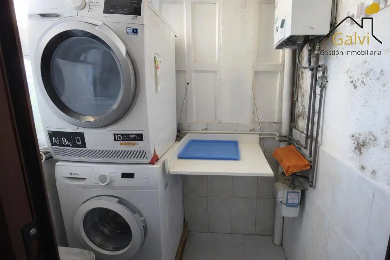 Planta baja en venta en Mugardos con Calefacción