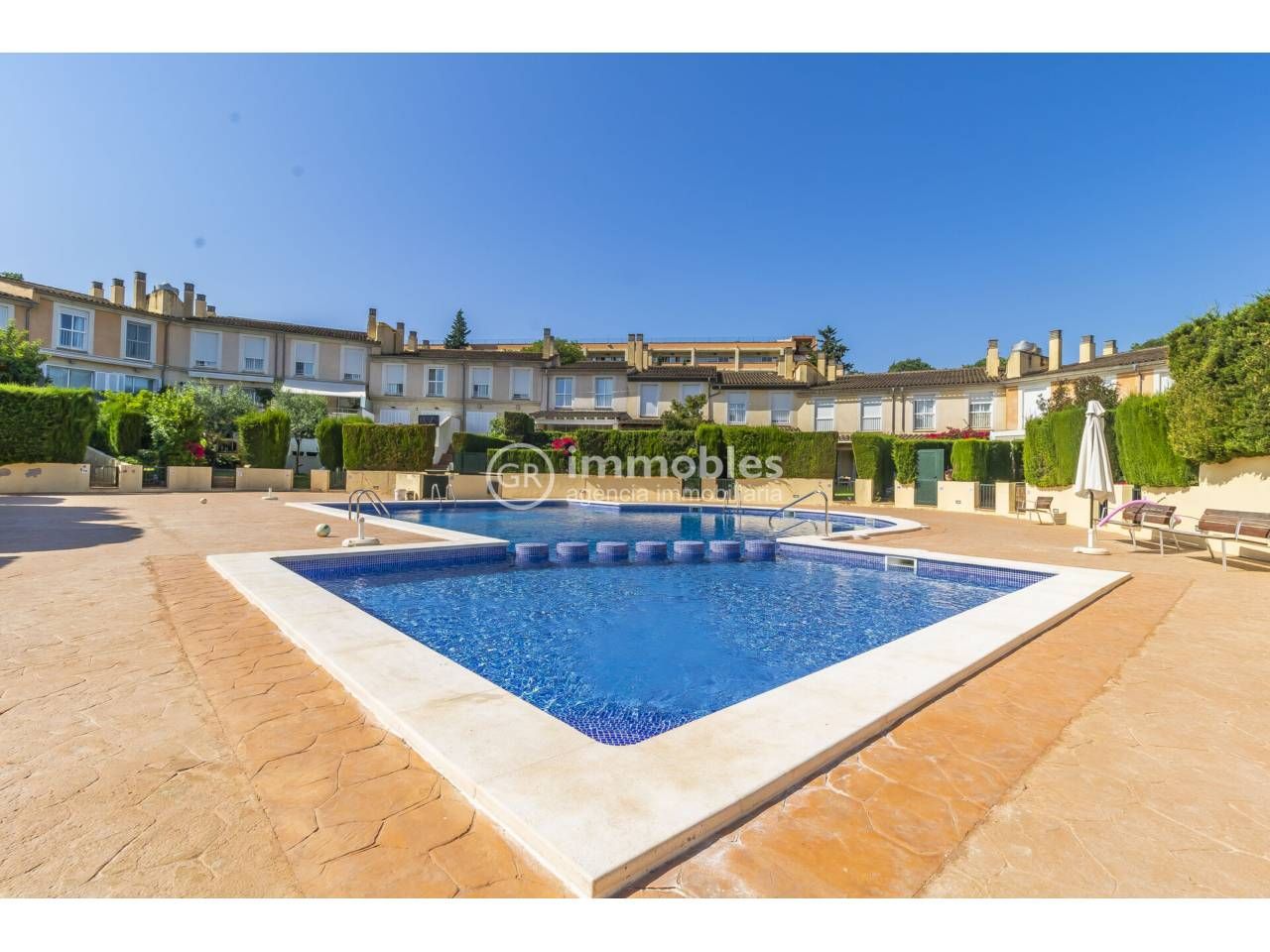 Exterior view of Single-family semi-detached for sale in  Palma de Mallorca  with Air Conditioner, Terrace and Community pool