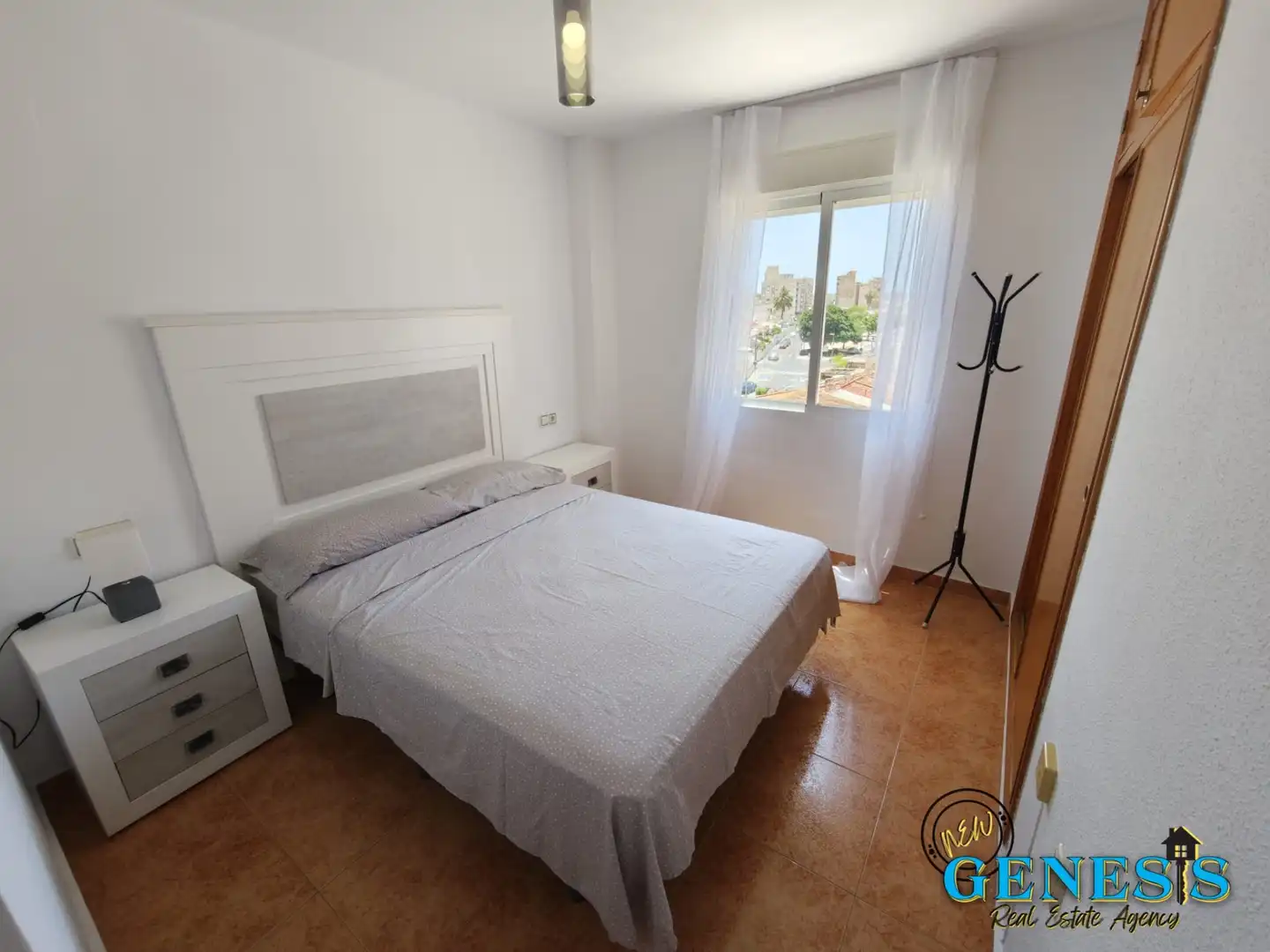 Habitación de Apartamento en venta en Torrevieja con Terraza, Amueblado y Lavadora