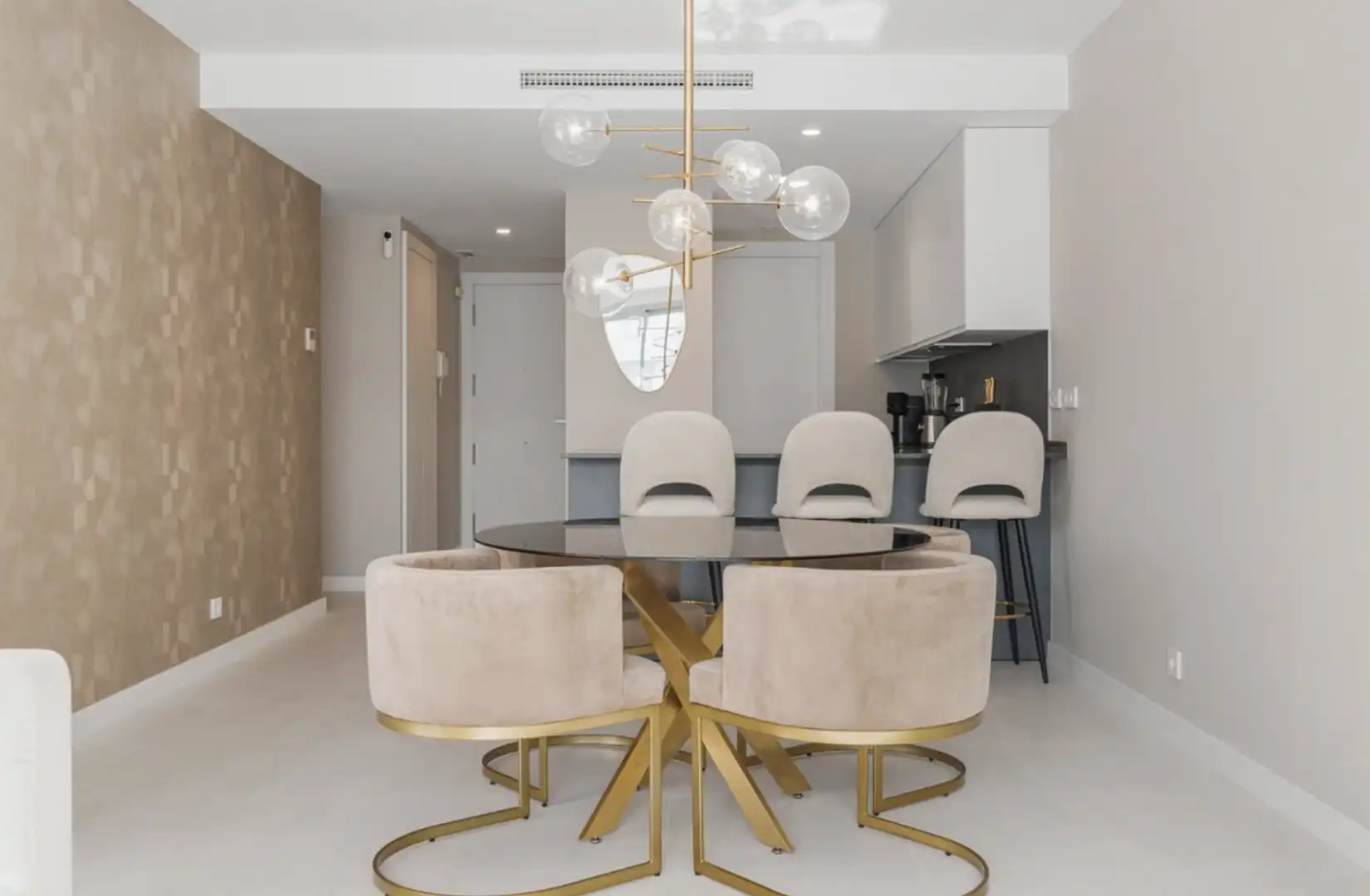 Apartamento con terraza en venta en Calle Camino del Reloj 43, imagen 3