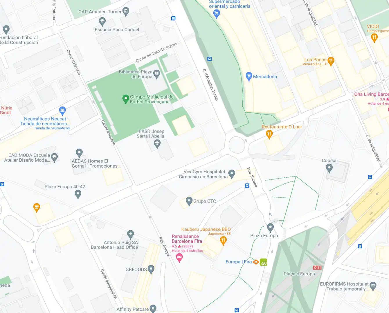 Vista exterior de Local en venda en L'Hospitalet de Llobregat amb Terrassa i Alarma
