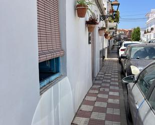 Exterior view of Single-family semi-detached for sale in Estepona