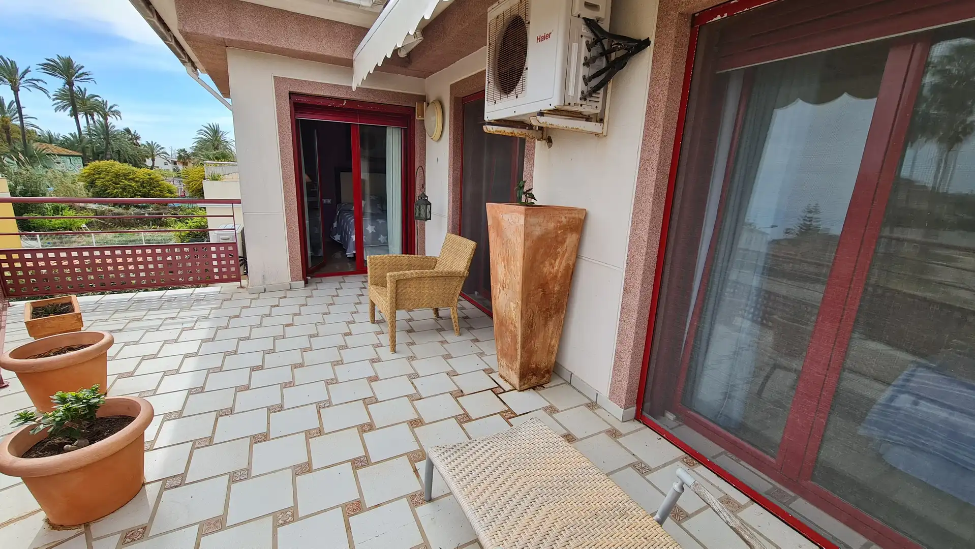 Terrassa de Casa o xalet en venda en Oliva amb Aire condicionat, Calefacció i Jardí privat