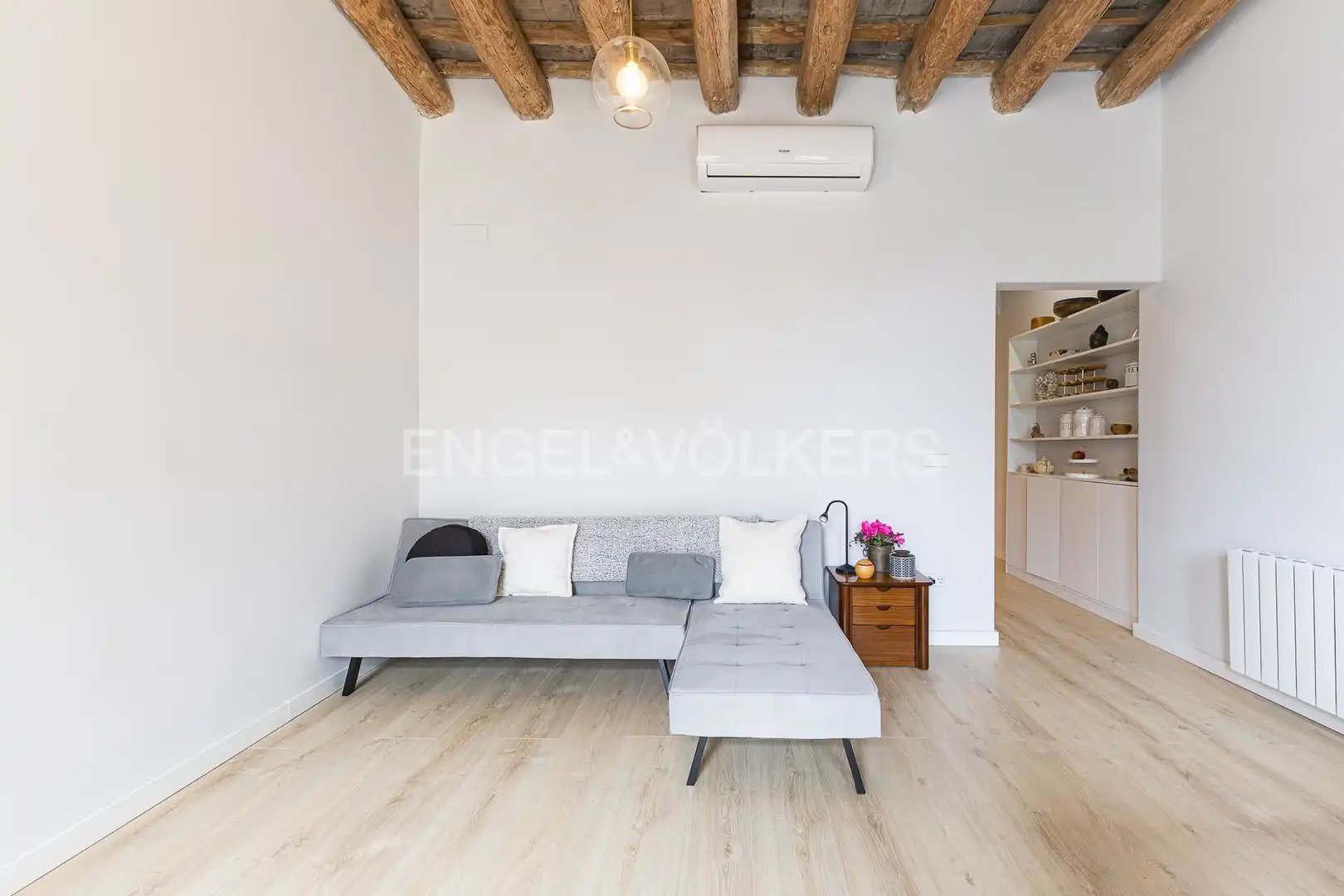 Sala d'estar de Pis de lloguer en Barcelona amb Aire condicionat, Calefacció i Parquet