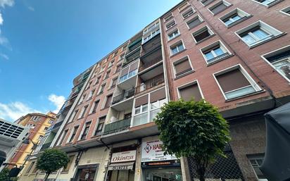 Vista exterior de Pis en venda en Bilbao  amb Moblat, Rentadora i Microones