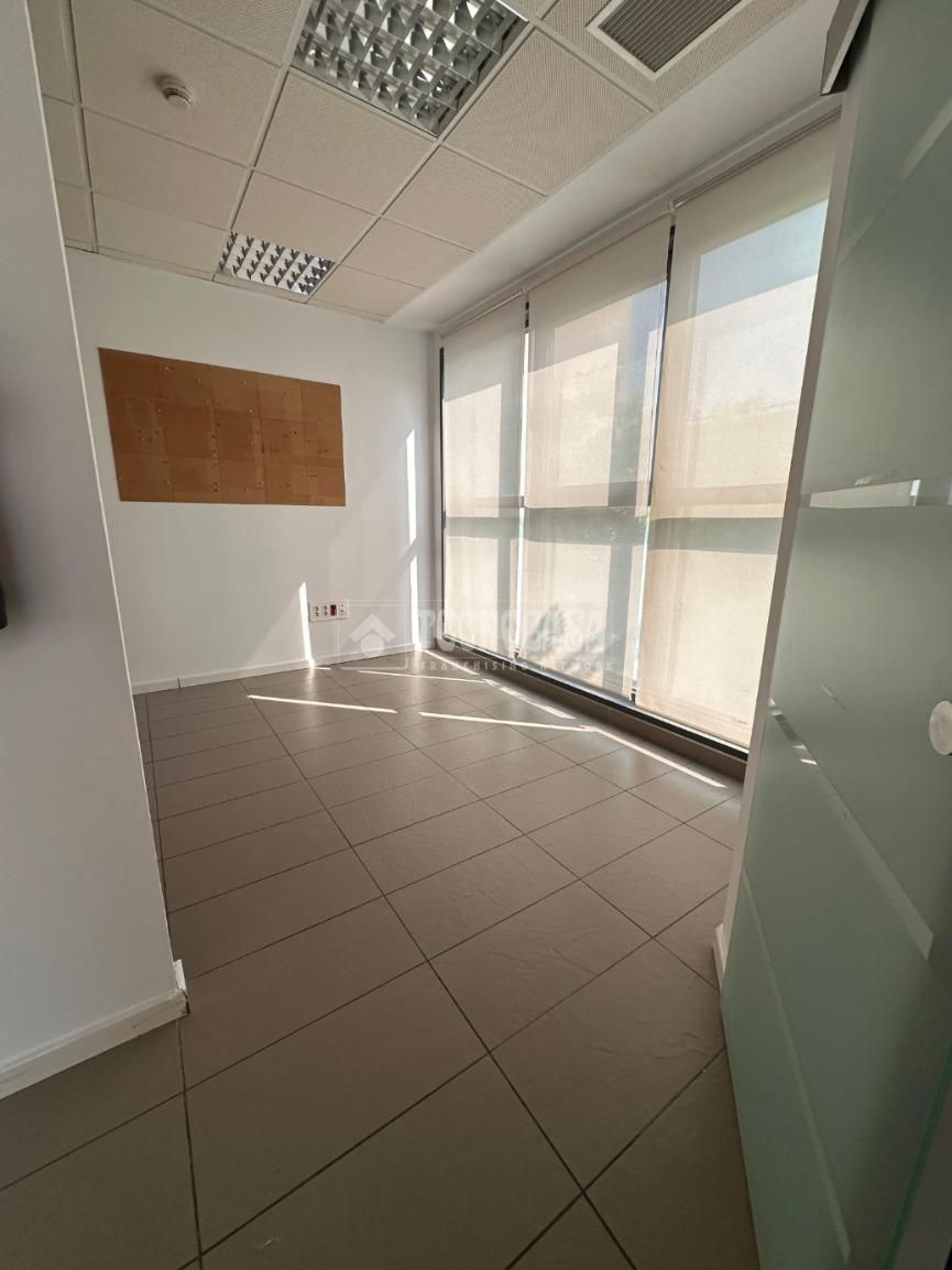 Office to rent in Colores -  Entreparques, Este - Alcosa- Torreblanca