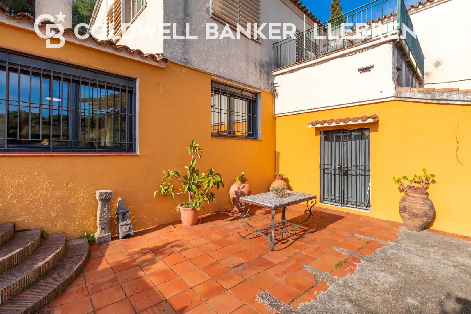 Vista exterior de Casa o chalet en venta en Barcelona con Aire acondicionado, Calefacción y Jardín privado