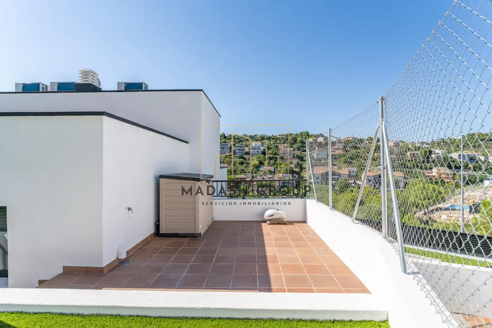 Villa mit Pool zum Verkauf in Avenida de la Marca Hispànica, imagen 49