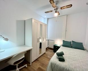 Bedroom of Apartment to share in  Zaragoza Capital