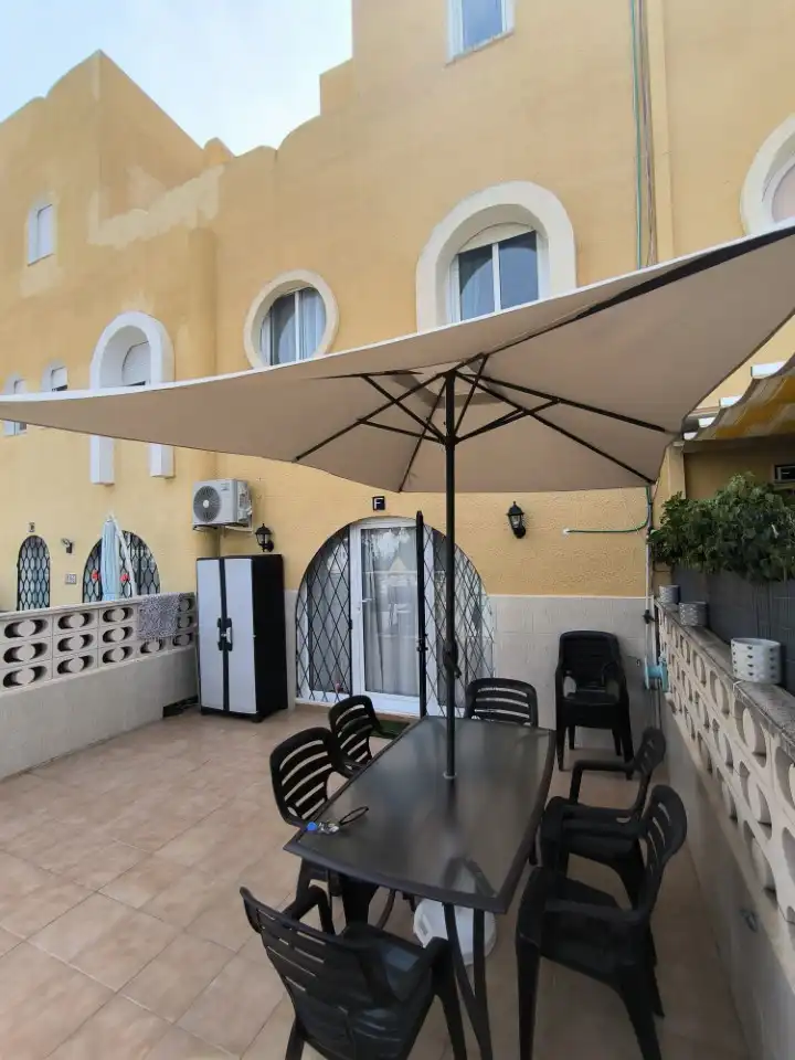 Terraza de Casa adosada en venta en El Campello con Aire acondicionado, Calefacción y Jardín privado