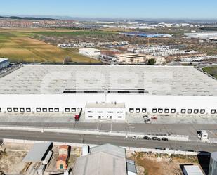 Vista exterior de Nau industrial de lloguer en Seseña