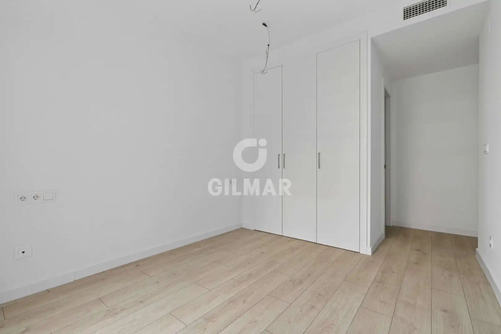 Bedroom of Ground floor for sale in Tomares  with Heating, Private garden and Storage room