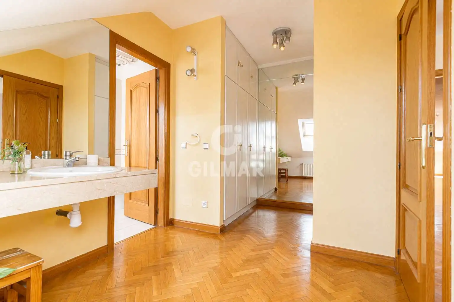 Bedroom of Flat for sale in Boadilla del Monte  with Heating, Private garden and Storage room