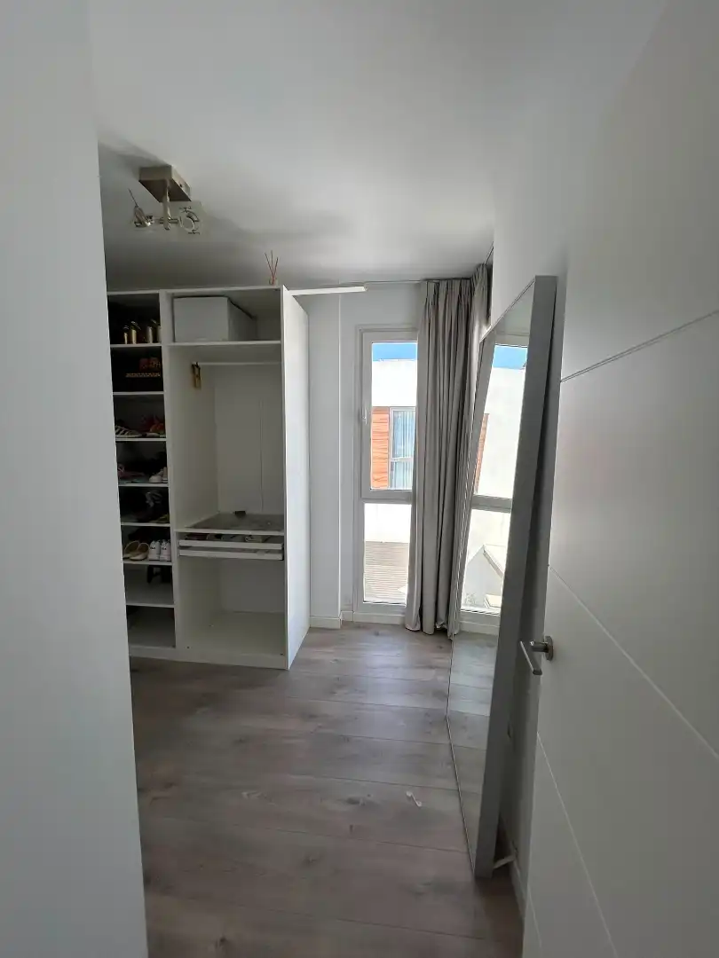 Habitación de Casa adosada en venta en Bormujos con Aire acondicionado, Jardín privado y Terraza