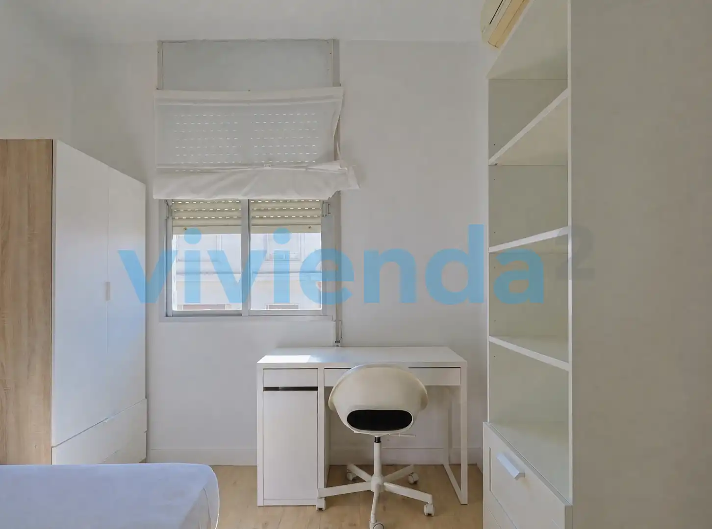 Dormitori de Àtic en venda en Madrid amb Aire condicionat, Calefacció i Terrassa