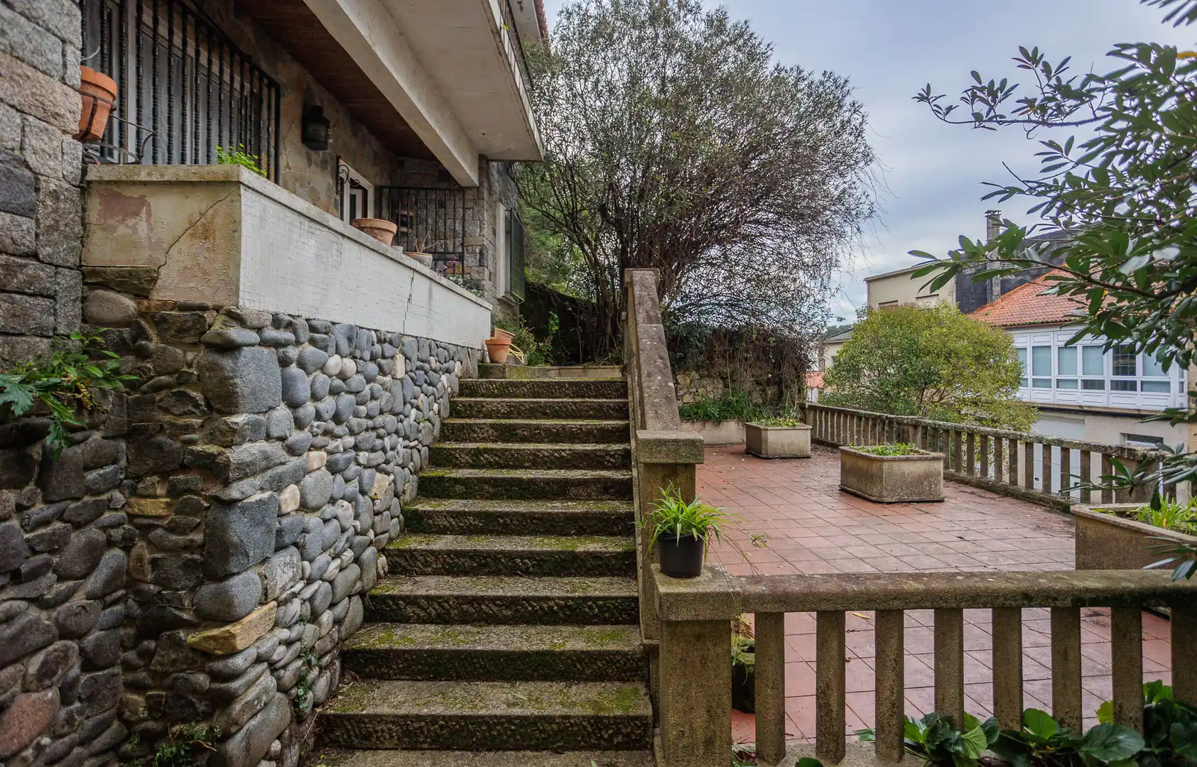 Terrace of Country homes for sale in Noia  with Furnished