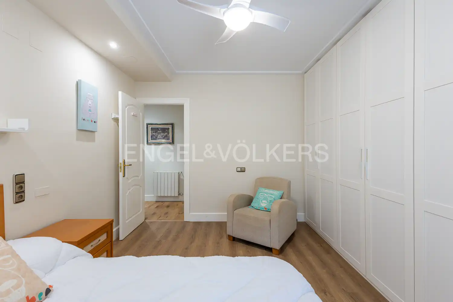 Bedroom of Houses for sale in Ontinyent  with Air Conditioner, Heating and Private garden