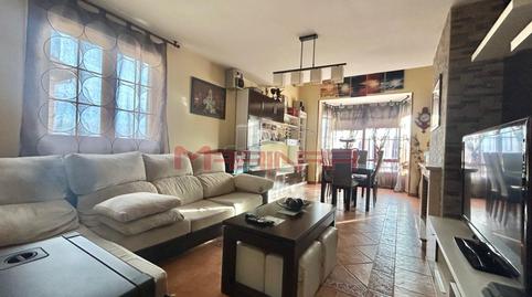 Foto 4 de Casa adosada en venda a Torrecastillo, Seseña