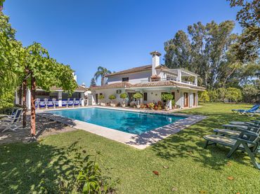 Casa con piscina en venta en Benamara - Atalaya