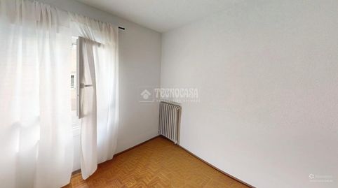 Foto 5 de Piso de alquiler en Adelfas, Madrid Capital
