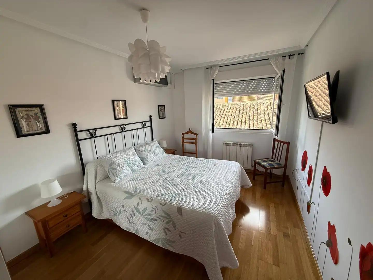 Schlafzimmer von Wohnung zum Verkauf in Valencia de Don Juan mit Klimaanlage, Heizung und Abstellraum
