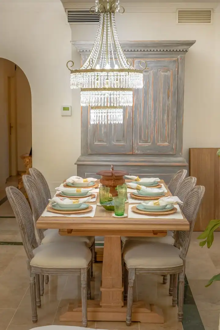 Comedor de Casa adosada de alquiler en Marbella con Aire acondicionado, Amueblado y Horno