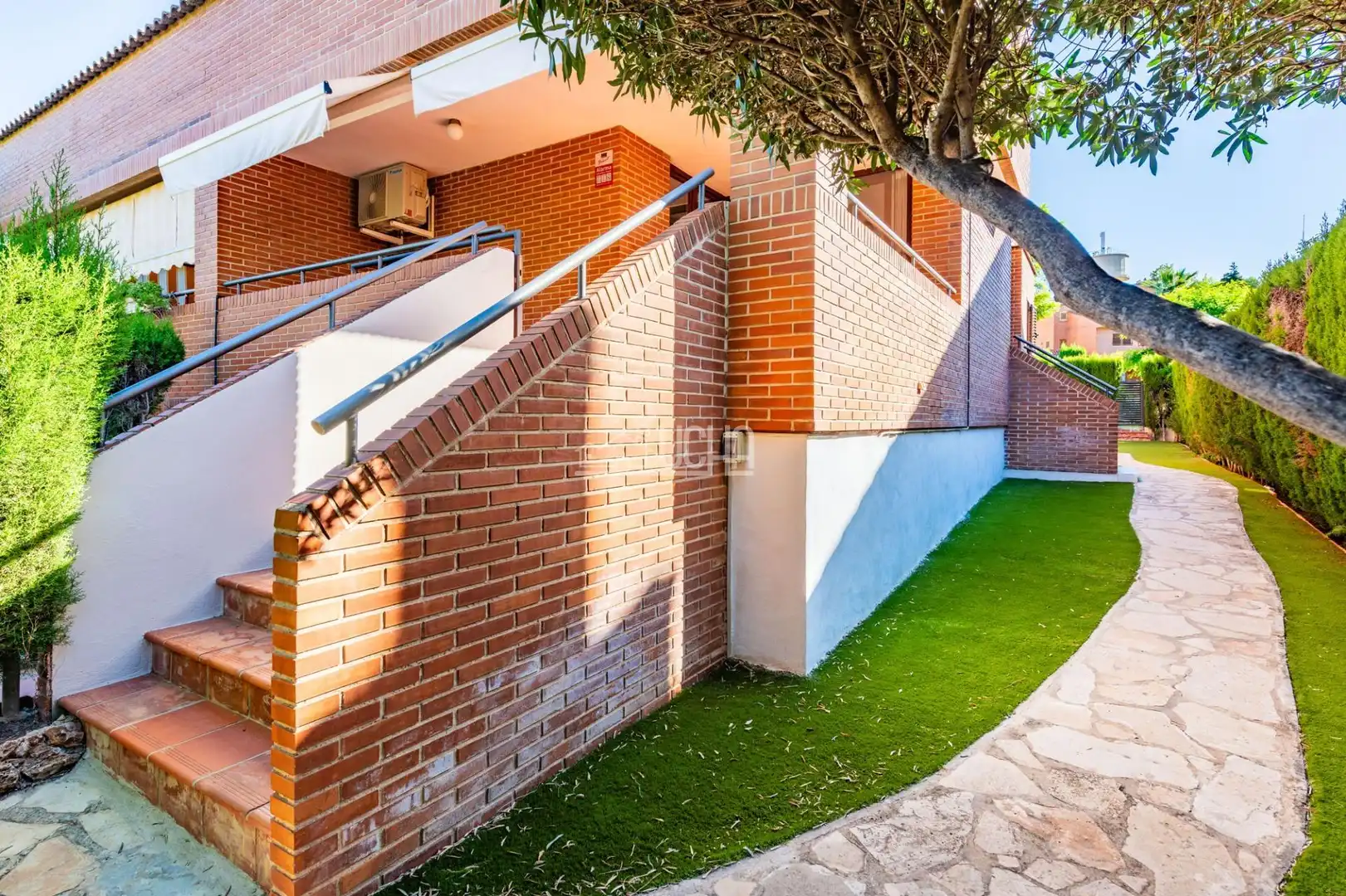Semi-detached house with terrace for sale in Mas Camarena, imagen 31