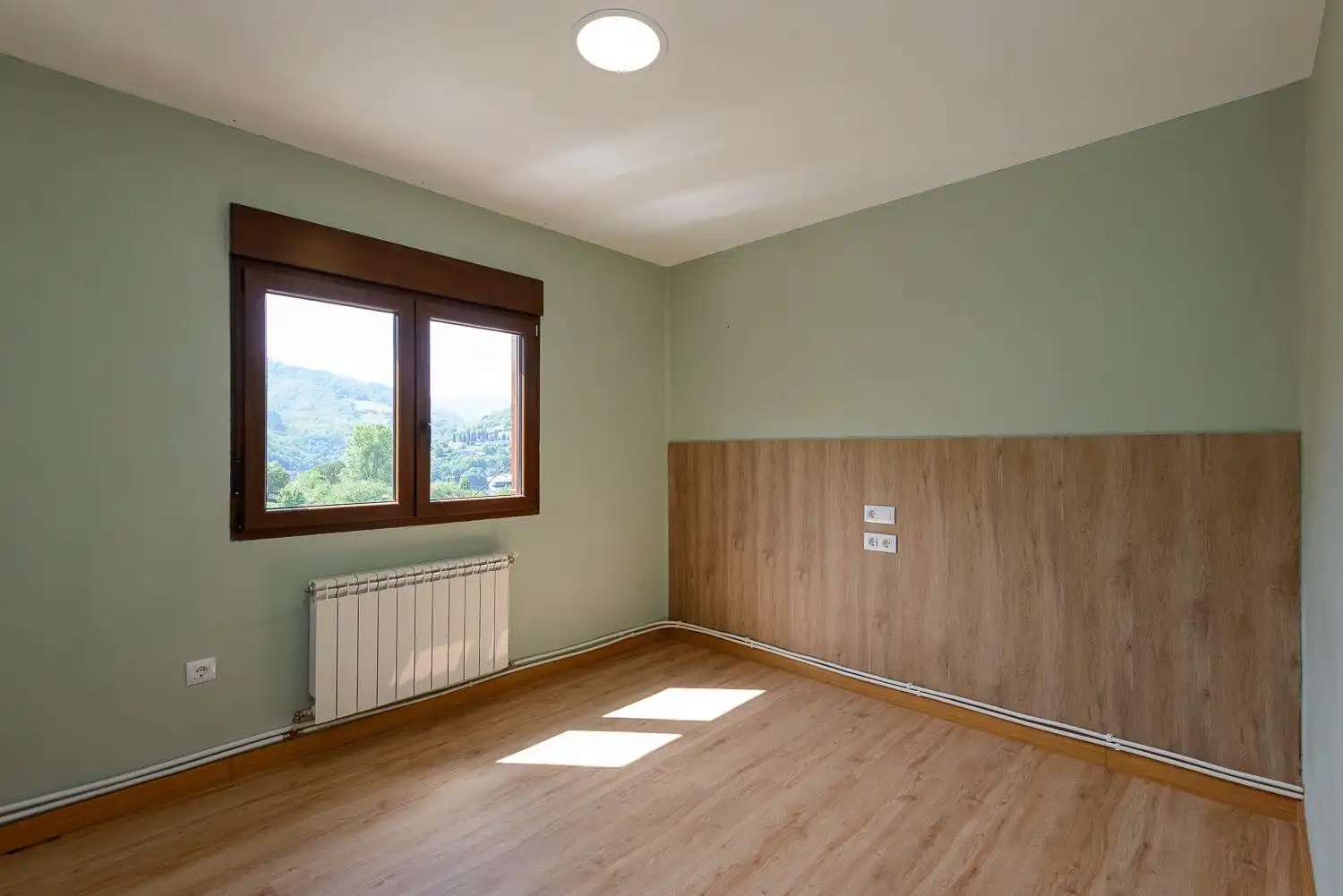 Habitación de Casa o chalet en venta en Langreo con Aire acondicionado, Calefacción y Jardín privado