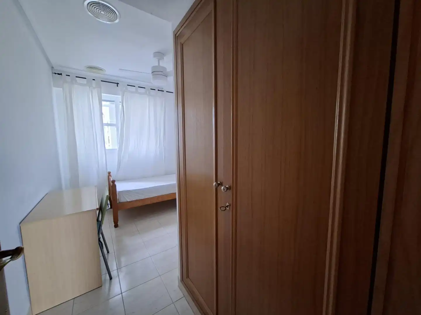 Habitación de Piso de alquiler en Murcia con Trastero, Amueblado y Balcón