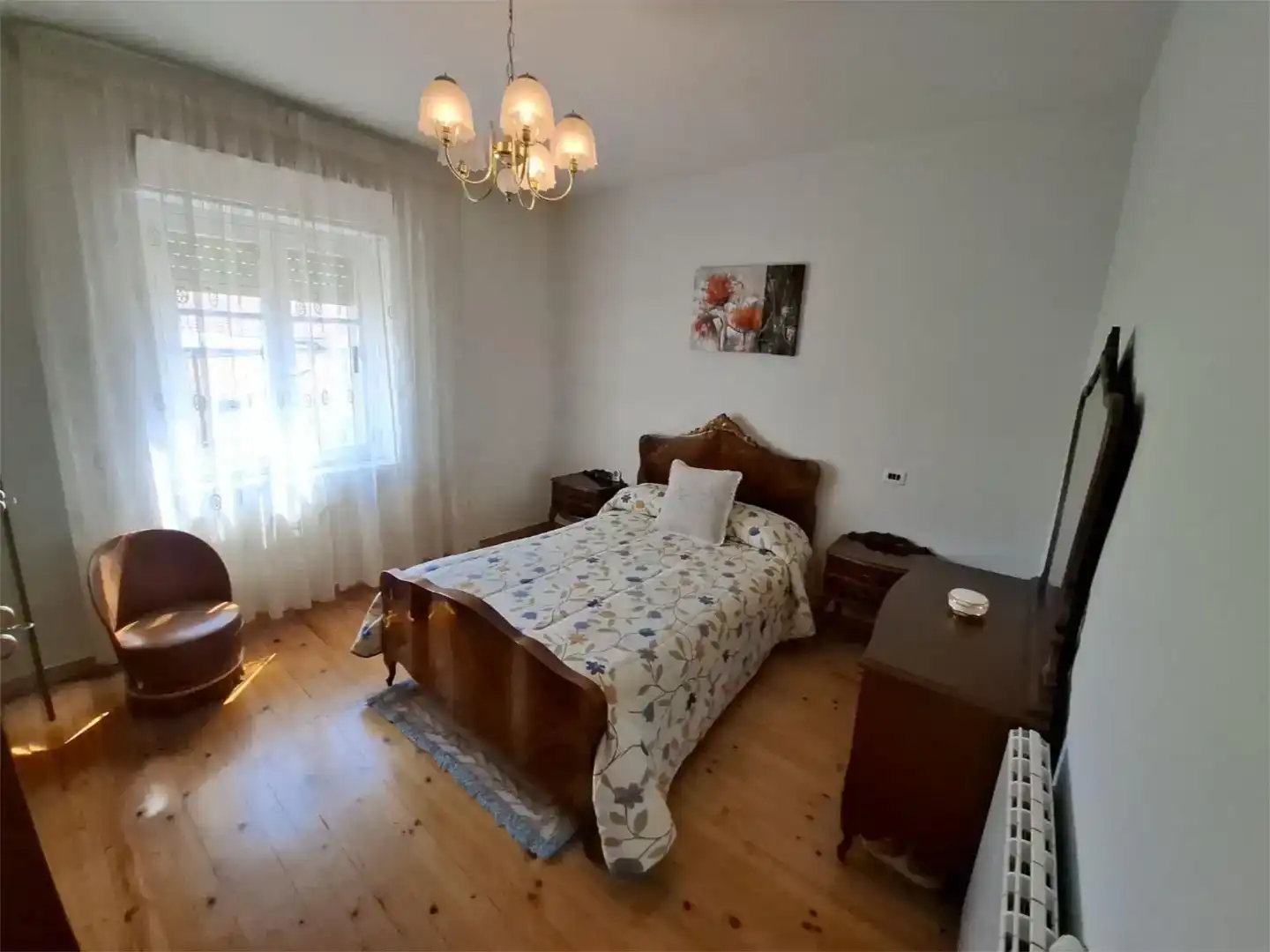 Habitación de Piso en venta en Bustillo del Páramo con Parquet, Trastero y Amueblado