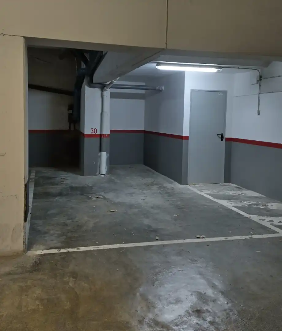 Einzelparkplatz zum Verkauf in Avinguda València