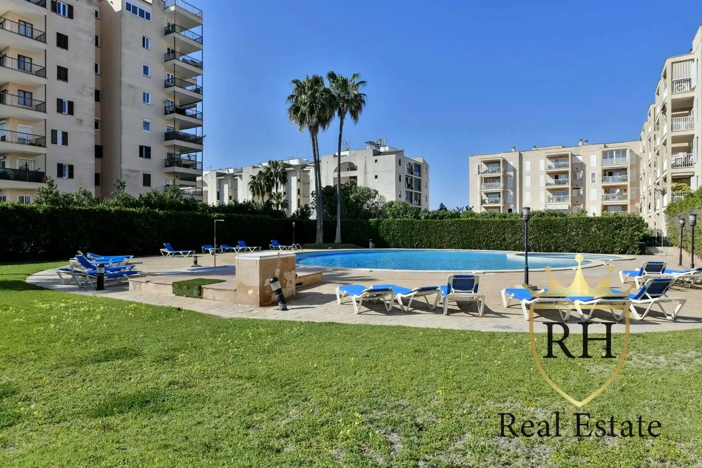 Swimming pool of Ground floor for sale in Llucmajor  with Air Conditioner, Heating and Private garden