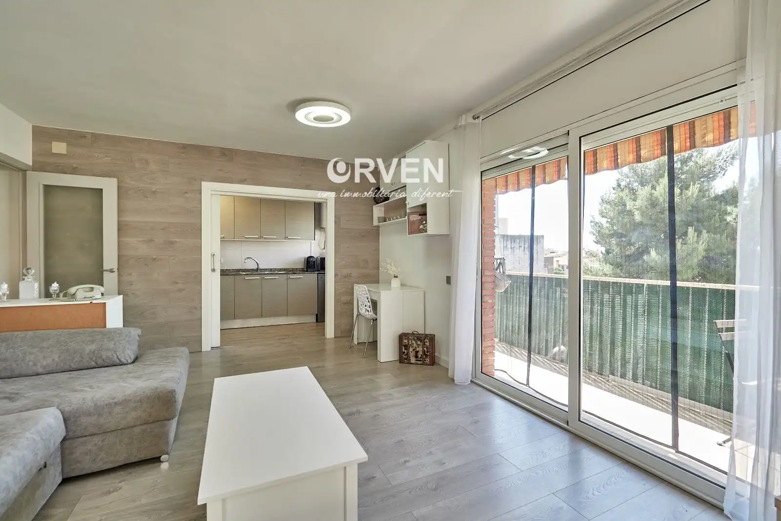 Wohnzimmer von Wohnung zum Verkauf in Torredembarra mit Klimaanlage und Heizung