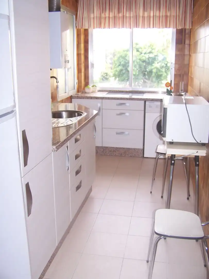 Kitchen of Flat for rent in La Hispanidad - Verdeluz