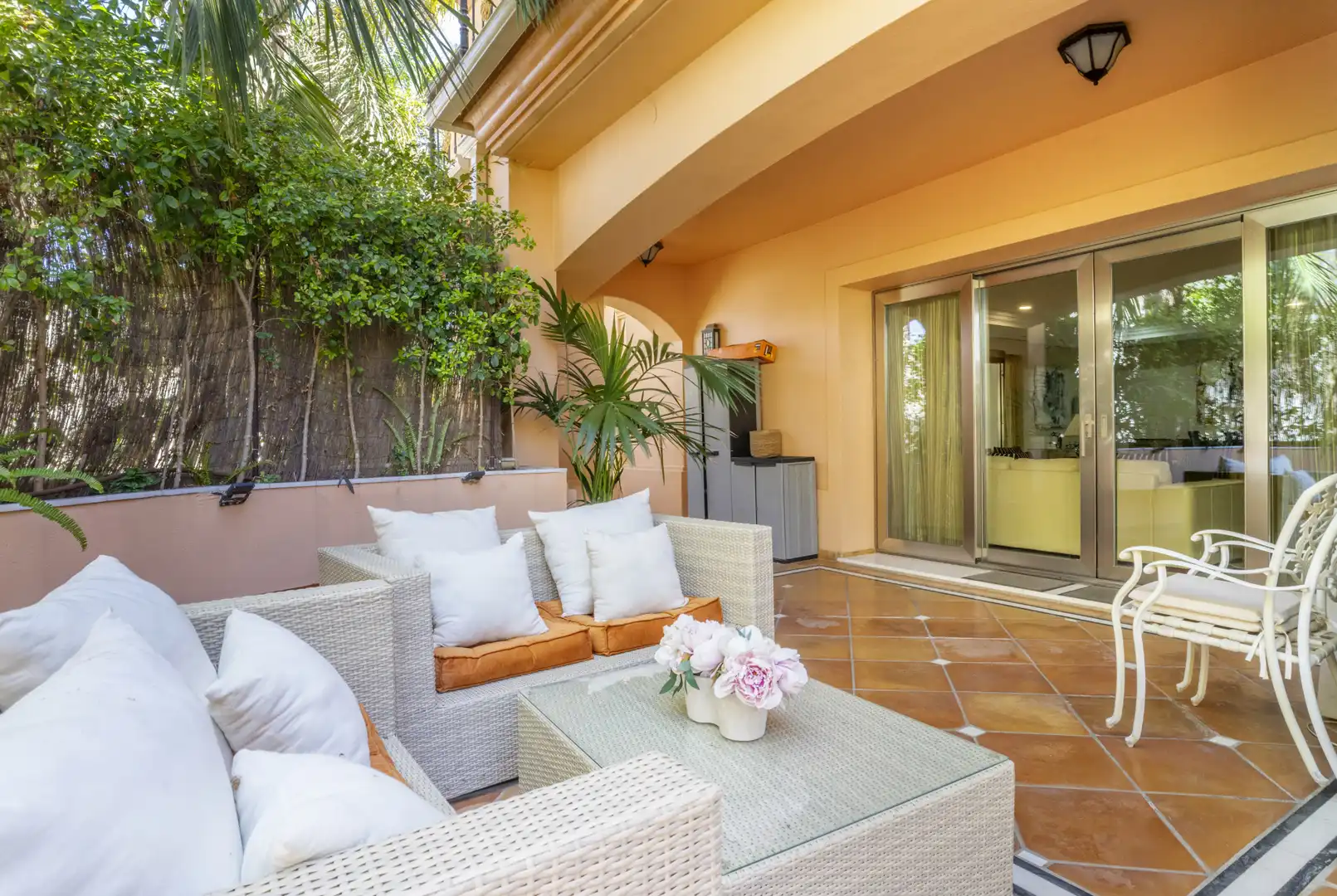 Planta baja en venta en Puerto Banús
