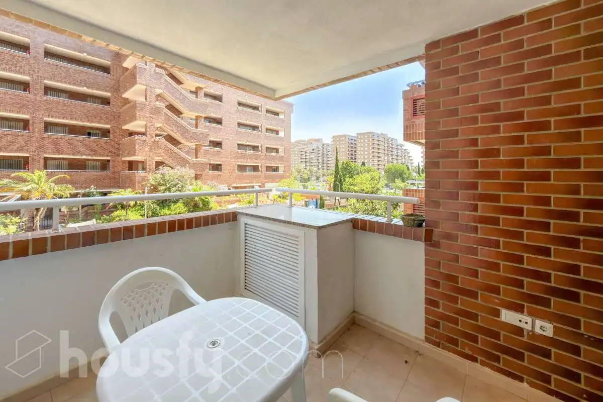 Exterior view of Flat for rent in Oropesa del Mar / Orpesa  with Air Conditioner, Terrace and Balcony